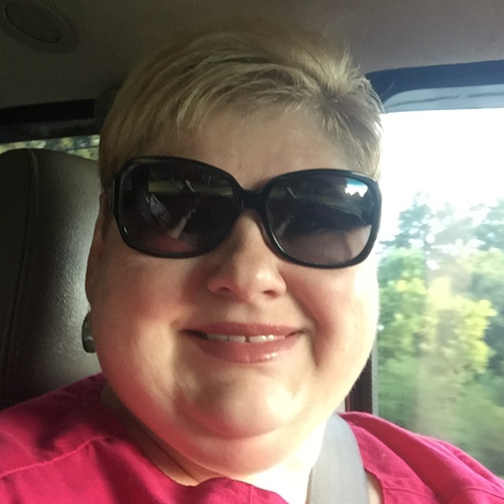 Meet your Posher, Stacy